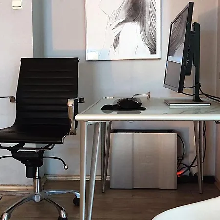 Cozy For A Couple - 10 Min From The Airport