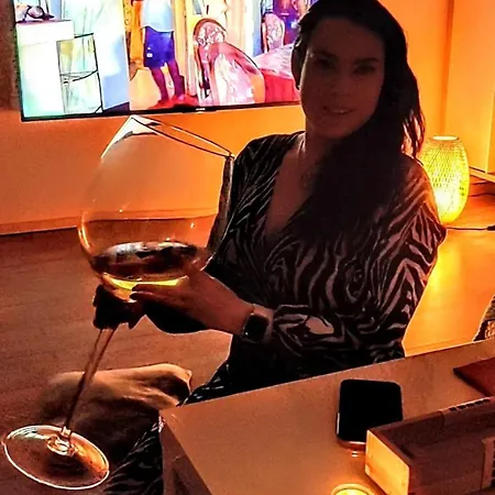 Cozy For A Couple - 10 Min From The Airport *